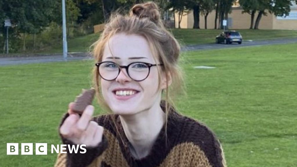 Brianna Ghey’s mother criticises government over online safety