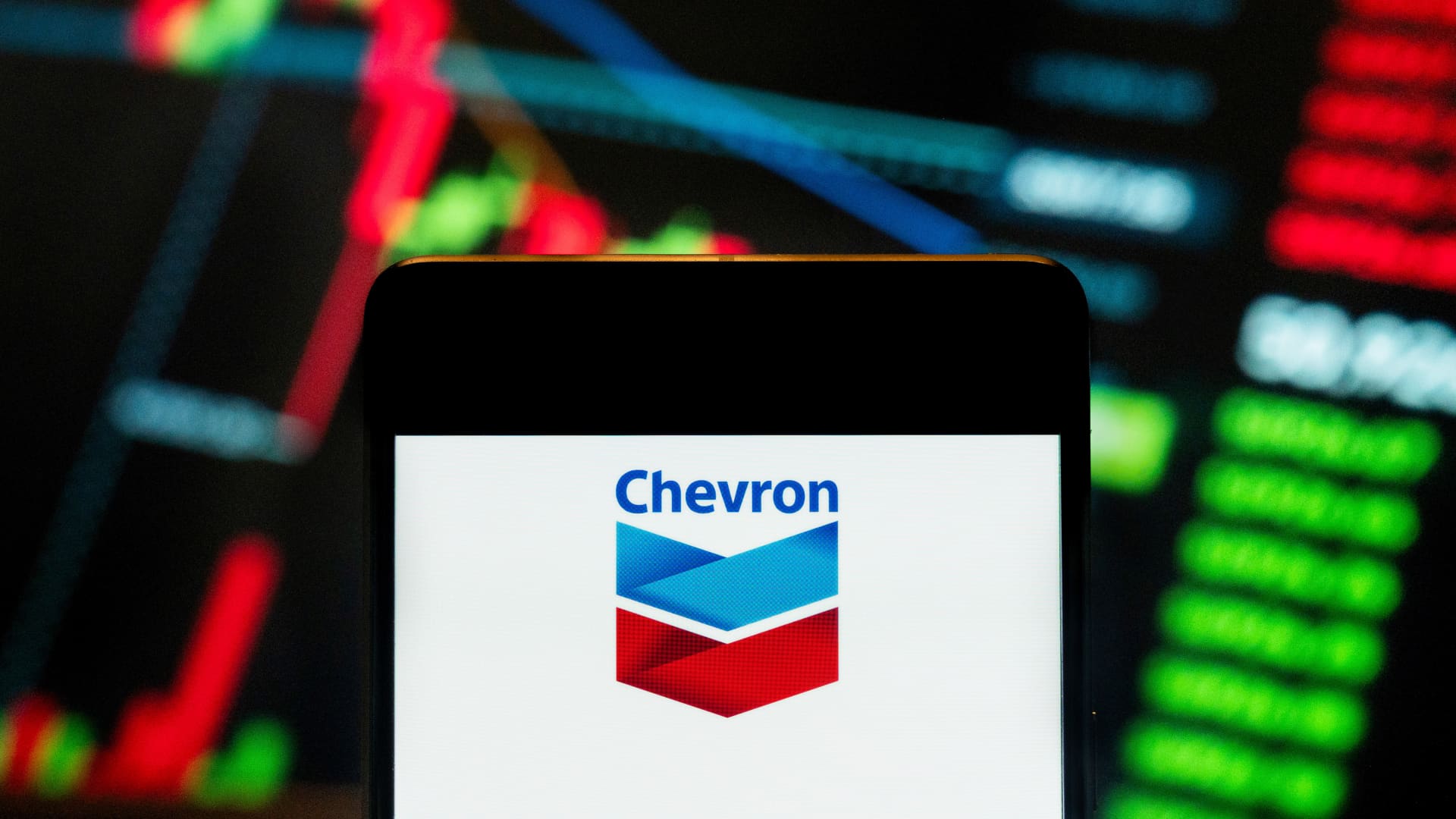 Top Wall Street analysts prefer these dividend stocks for stable returns