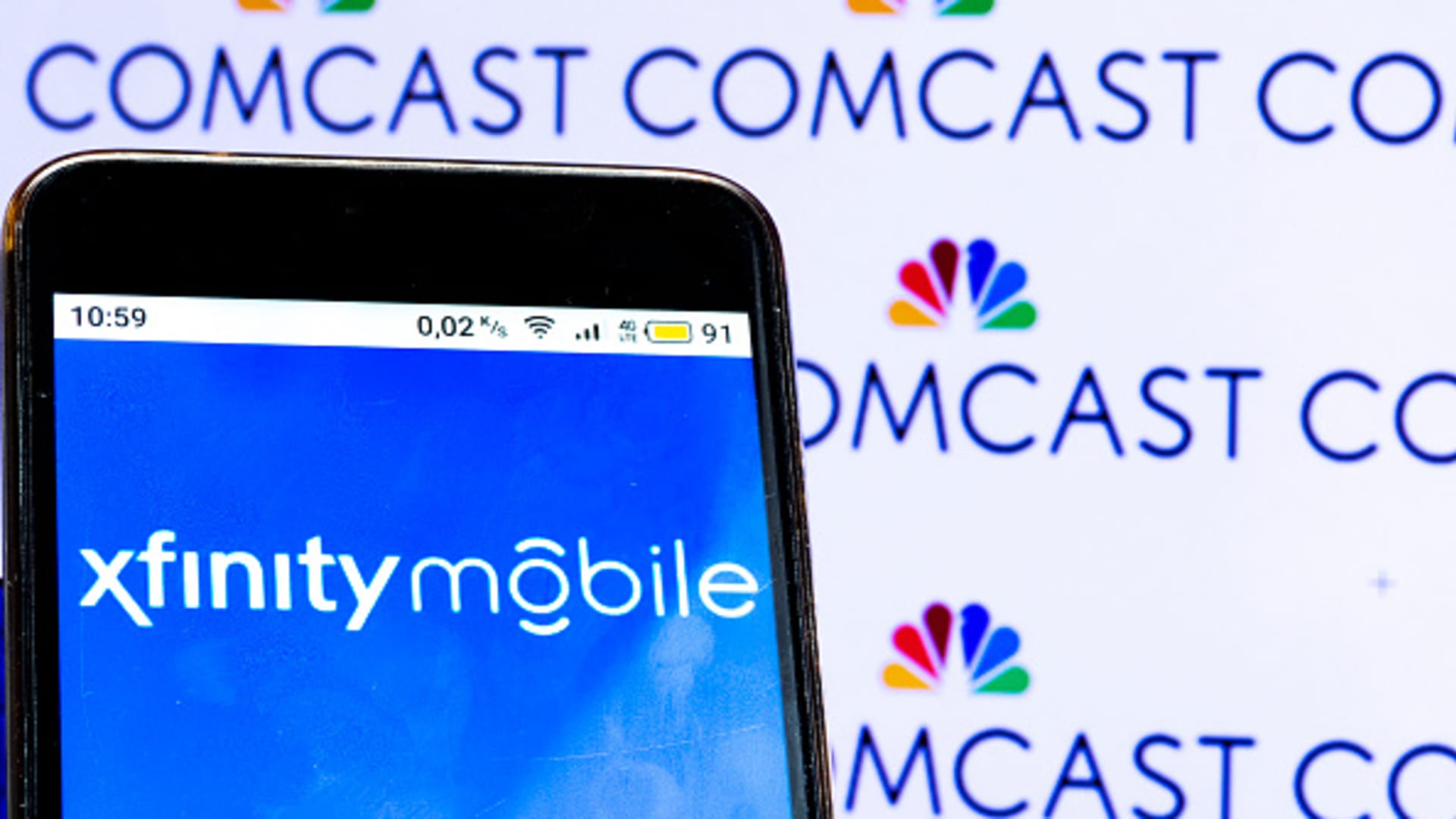 Comcast’s Xfinity Mobile gets Philadelphia arena naming rights