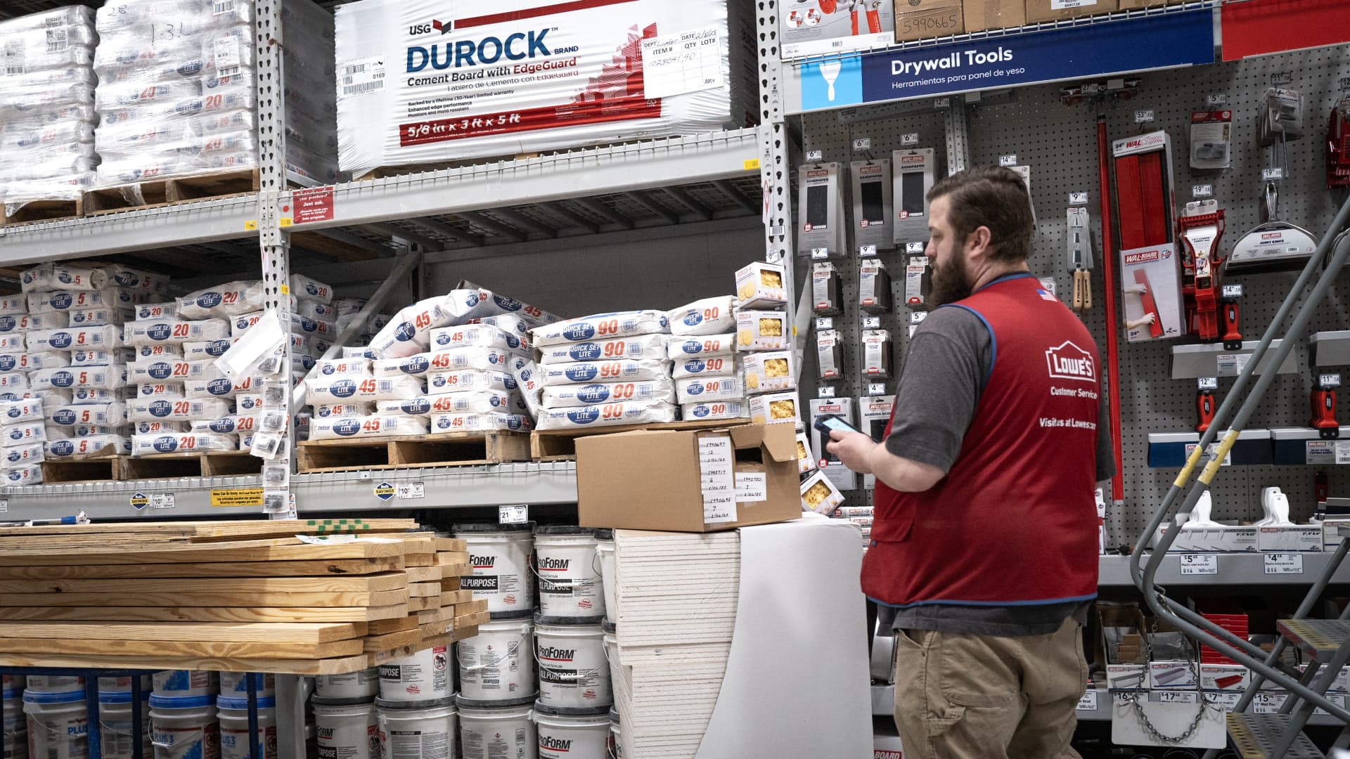 Lowe’s (LOW) Q1 2025 earnings