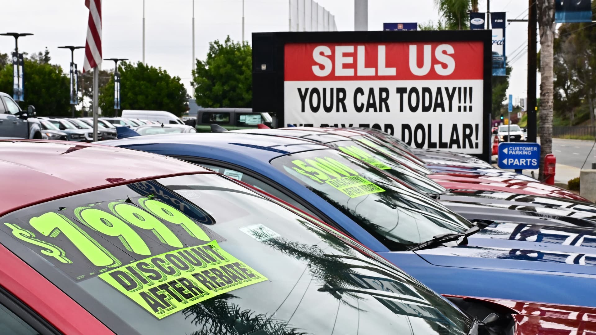 Used vehicle prices jump to highest level since 2023 amid auto tariffs