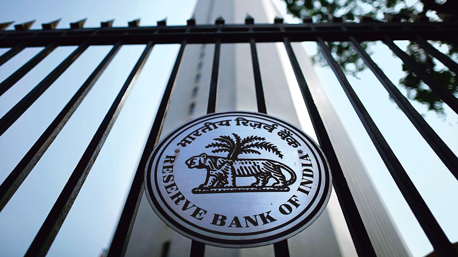 India’s forex reserves rise $4.6 billion, hit 7-month high at $690.6 billion: RBI